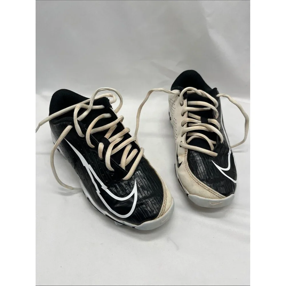 Nike Vapor Fastflex Black and White Big Kids Y3 Baseball Cleats